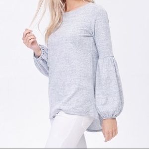 BOUTIQUE INVENTORY CLEAR OUT: Balloon Sleeve Top